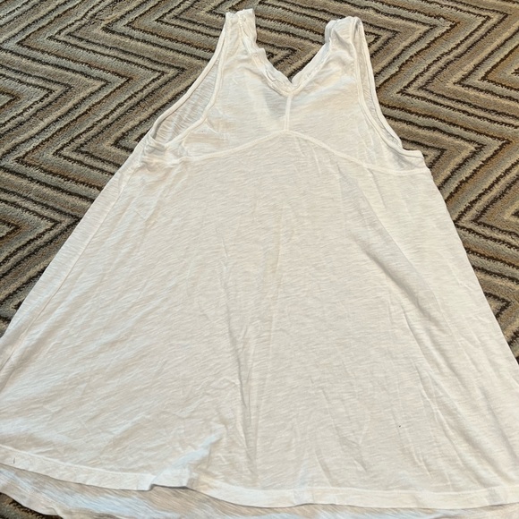 Stateside flowy tank top - Picture 2 of 3